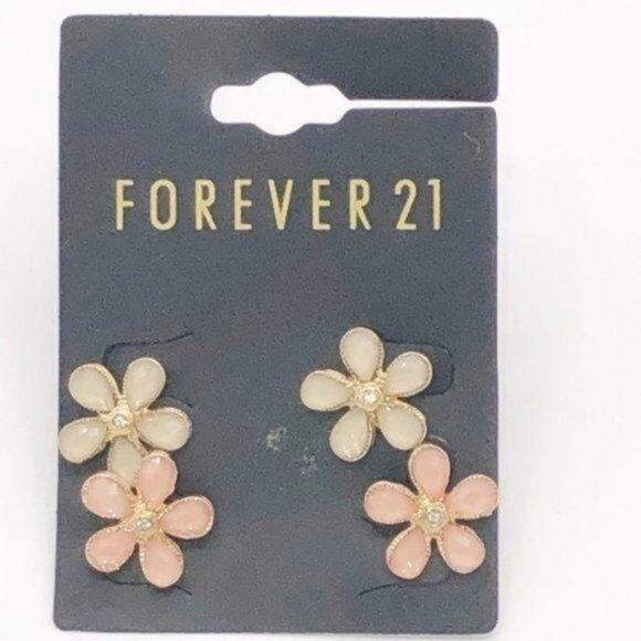 Forever 21 Flower Earring Set - Picture 1 of 4